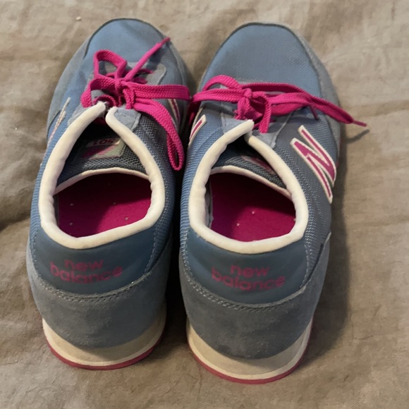 Blue and Pink New Balance Sneakers - Picture 4 of 5